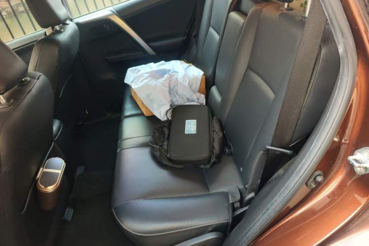 Used Toyota RAV4 2015 2.5L Automatic 4x4 Elite Edition Left Rear Seat