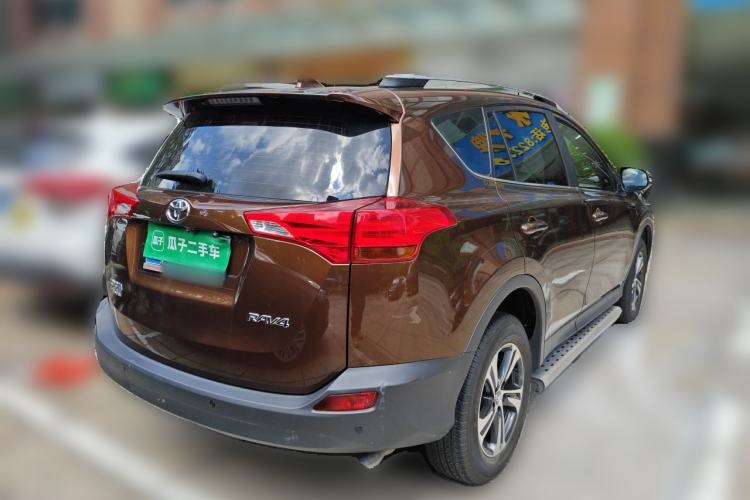 Used Toyota RAV4 2015 2.0L CVT Two-Wheel Drive Urban Edition Rear Right 45 Deg