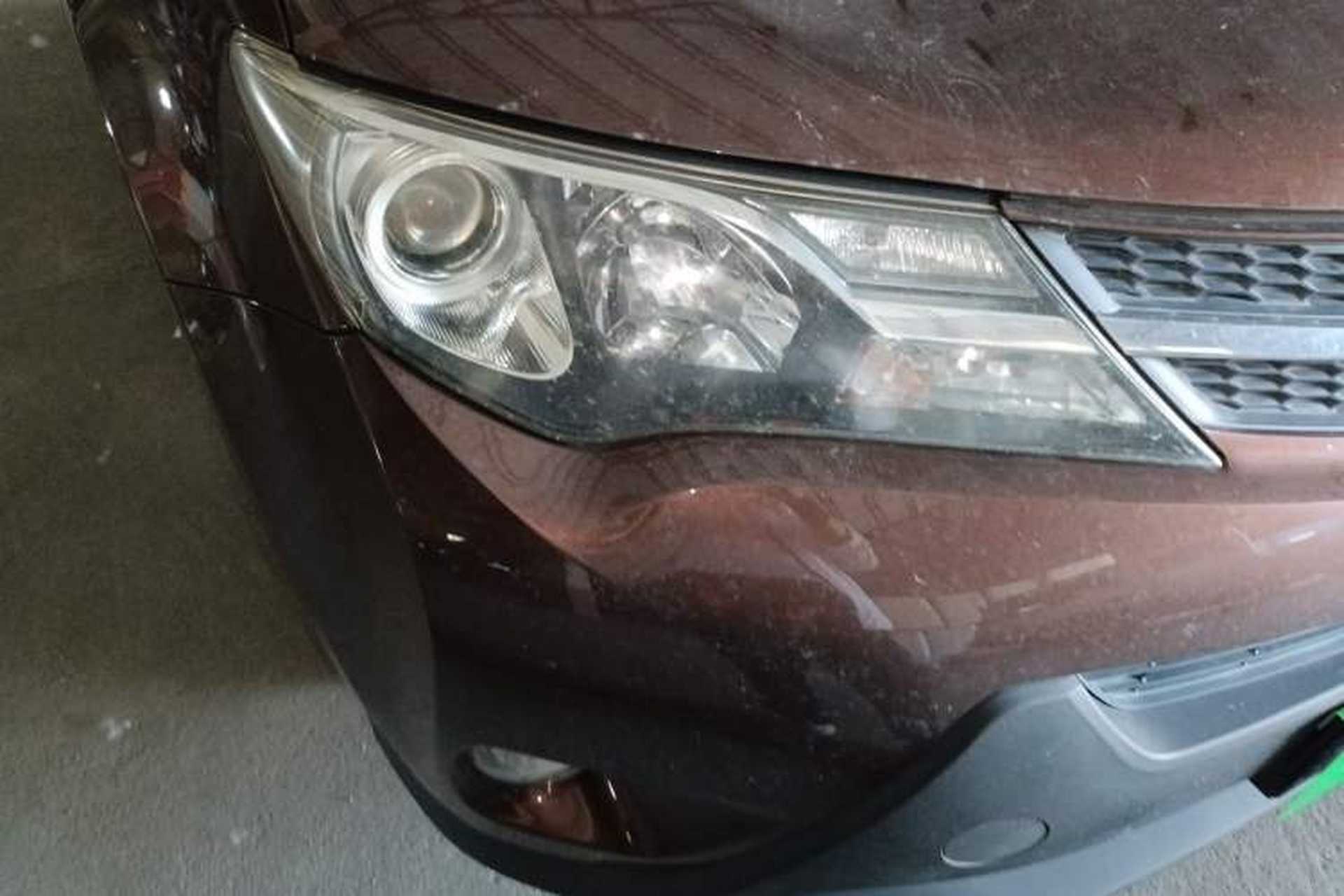 Used Toyota RAV4 2015 2.0L CVT Two-Wheel Drive Fashion Edition Right Front Headlight