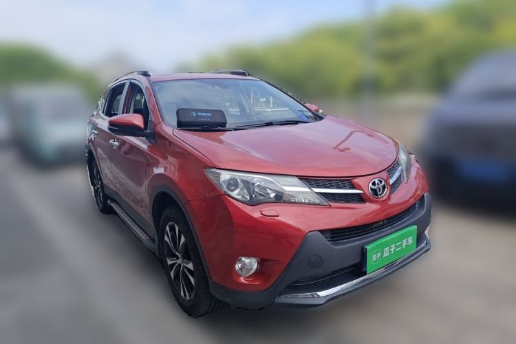 Used Toyota RAV4 2015 2.5L Automatic 4x4 Prestige Edition Front Right 45 Deg