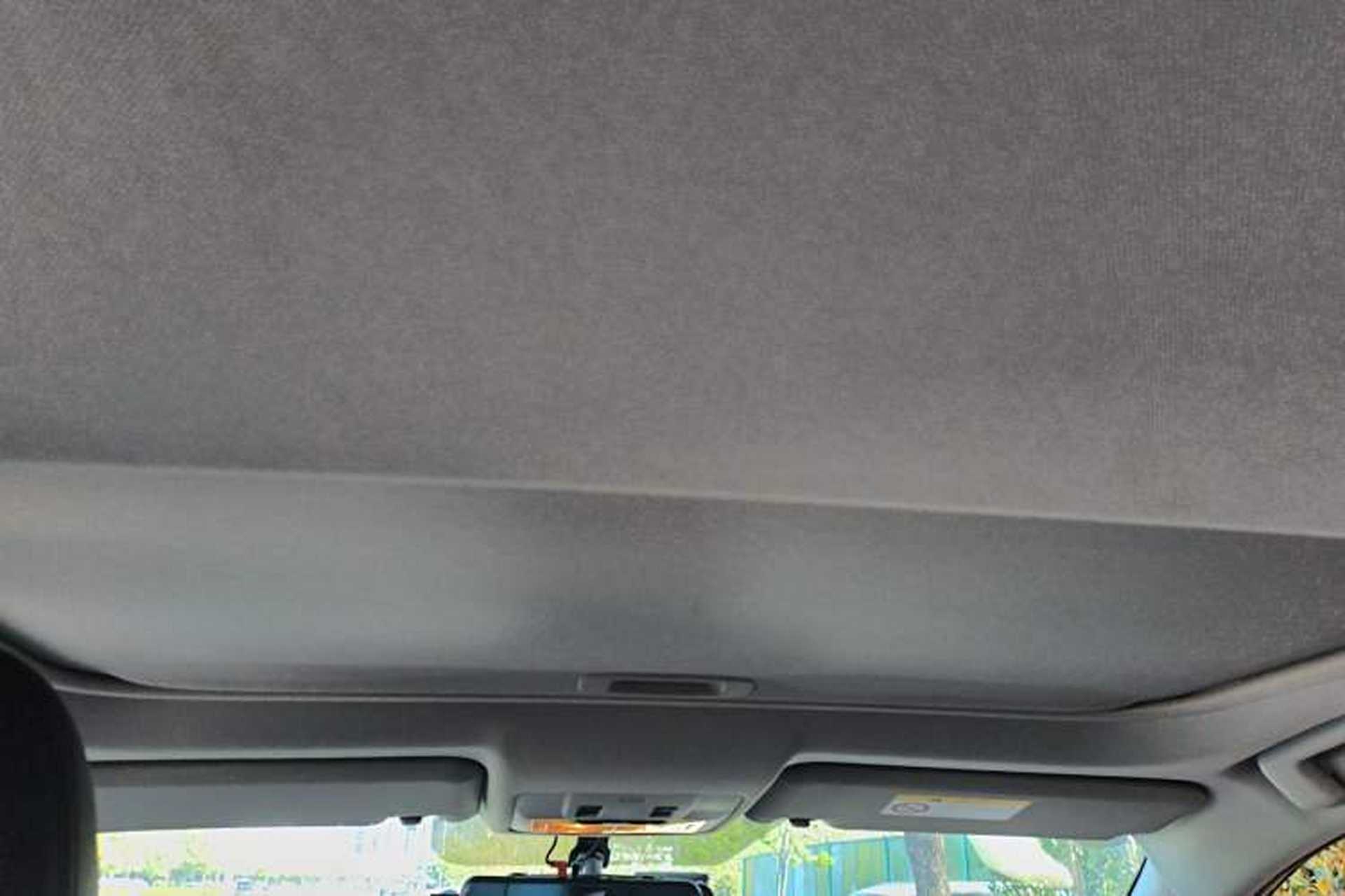 Used Toyota RAV4 2015 2.0L CVT Two-Wheel Drive Fashion Edition Headliner