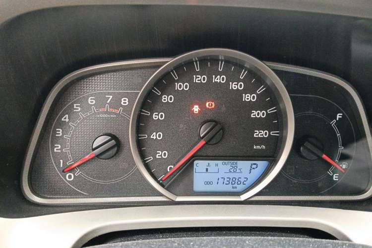 Used Toyota RAV4 2015 2.0L CVT Two-Wheel Drive Fashion Edition Instrument Cluster