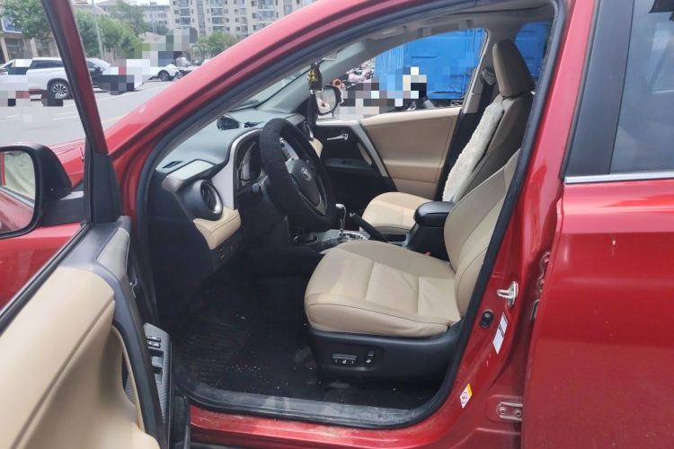 Used Toyota RAV4 2015 2.0L CVT Four-Wheel Drive New Edition Left Front Seat