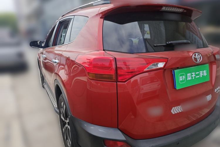 Used Toyota RAV4 2015 2.5L Automatic 4x4 Prestige Edition Rear Left 45 Deg