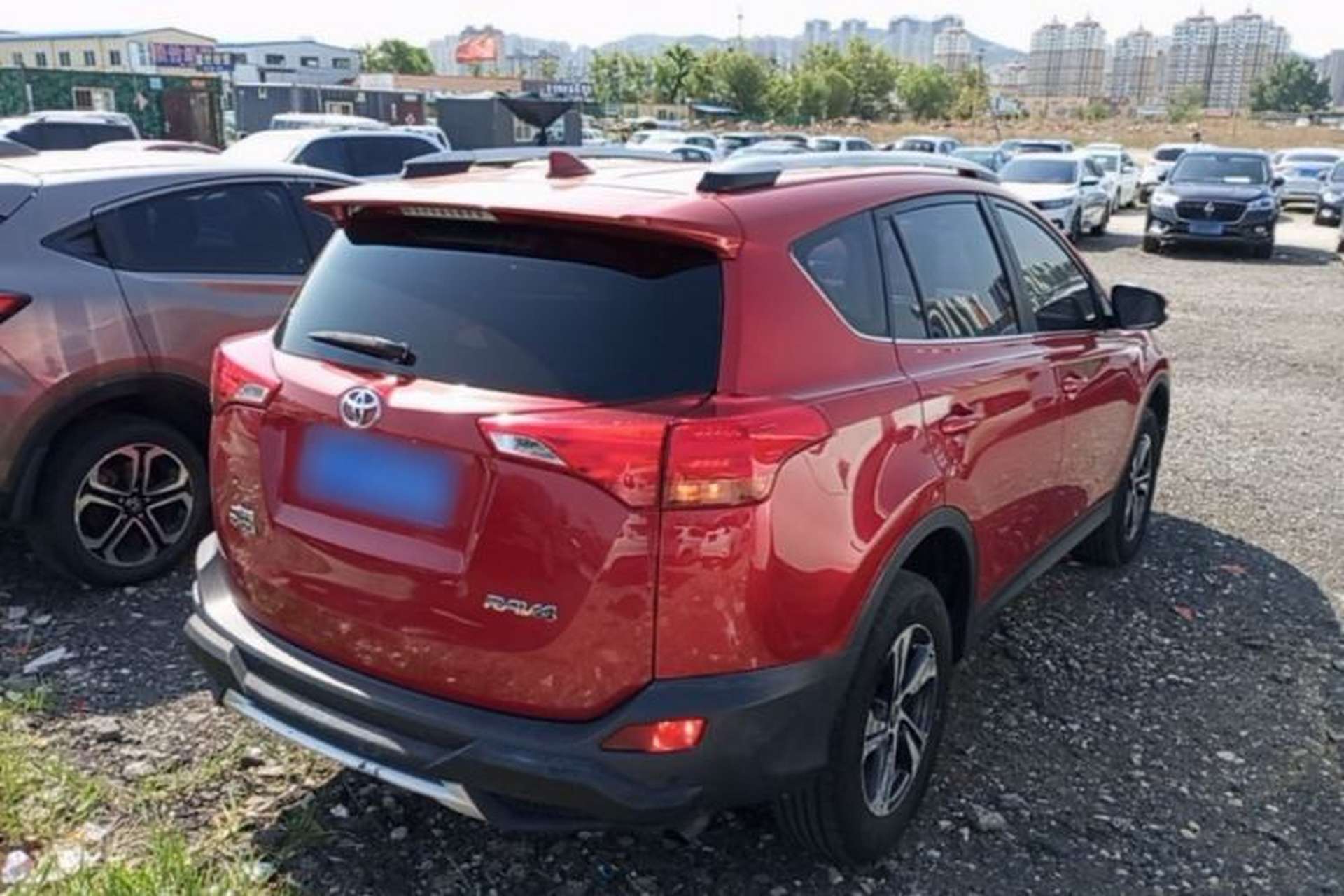 Used Toyota RAV4 2015 2.0L CVT Two-Wheel Drive Fashion Edition Rear Right 45 Deg