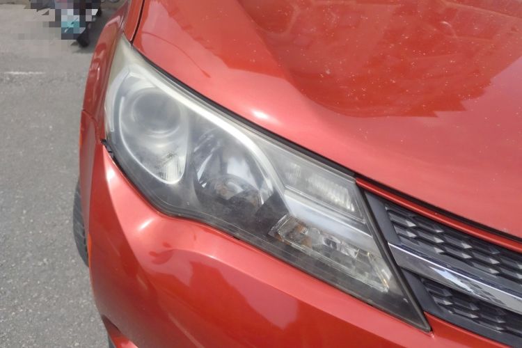 Used Toyota RAV4 2015 2.0L CVT Four-Wheel Drive New Edition Right Front Headlight