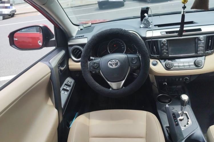Used Toyota RAV4 2015 2.0L CVT Four-Wheel Drive New Edition Steering Wheel