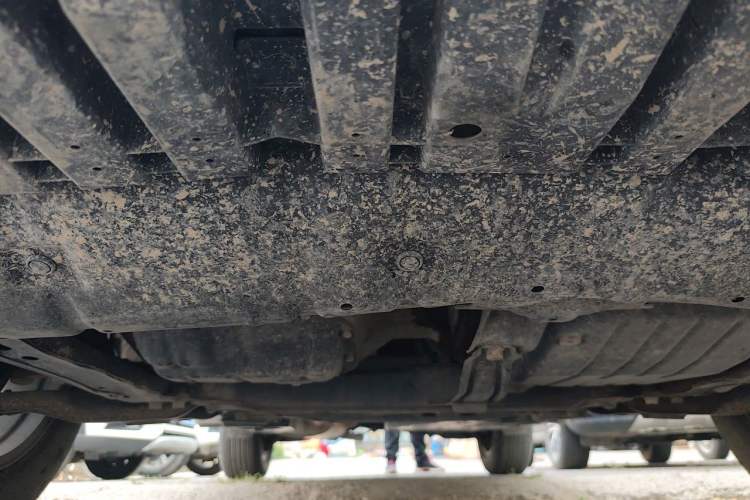 Used Toyota RAV4 2015 2.0L CVT Two-Wheel Drive Fashion Edition Chassis Front