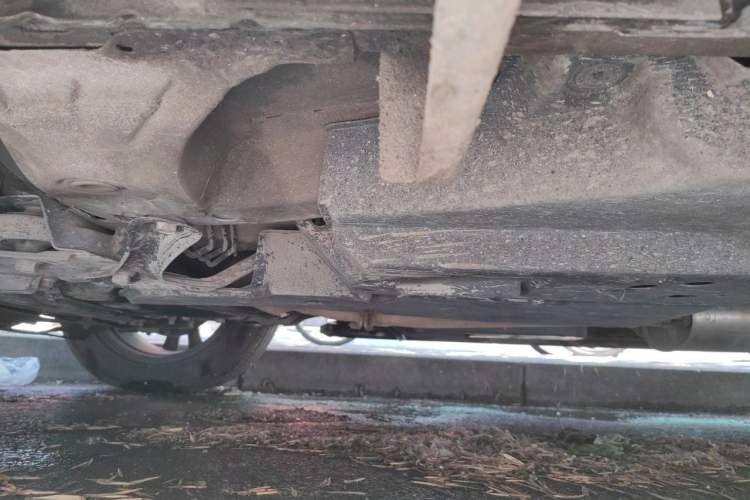 Used Toyota RAV4 2015 2.5L Automatic 4x4 Elite Edition Chassis Front Left