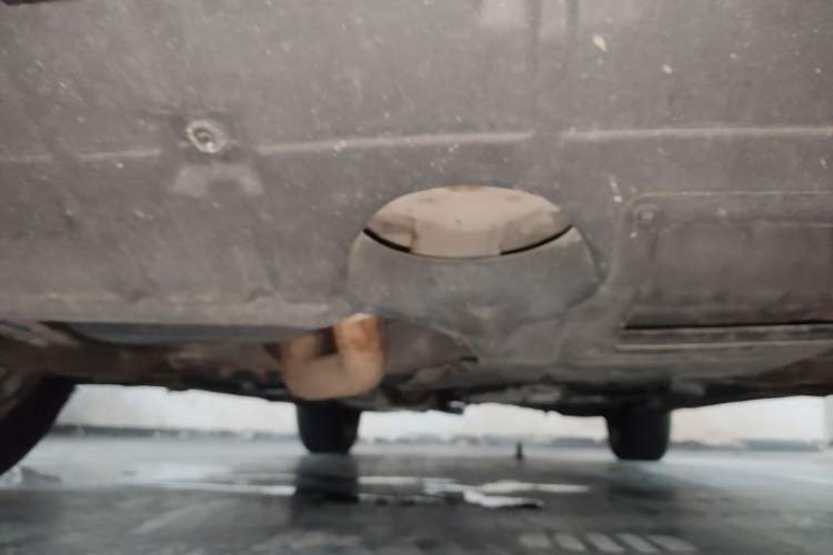 Used Toyota RAV4 2015 2.5L Automatic 4x4 Elite Edition Chassis Front