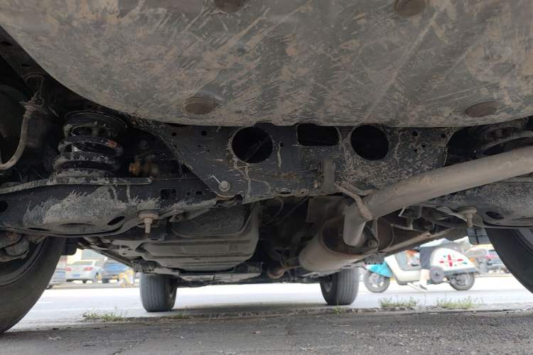 Used Toyota RAV4 2015 2.0L CVT Two-Wheel Drive Fashion Edition Chassis Rear