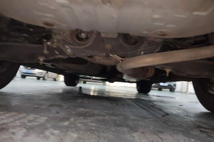 Used Toyota RAV4 2015 2.5L Automatic 4x4 Elite Edition Chassis Rear