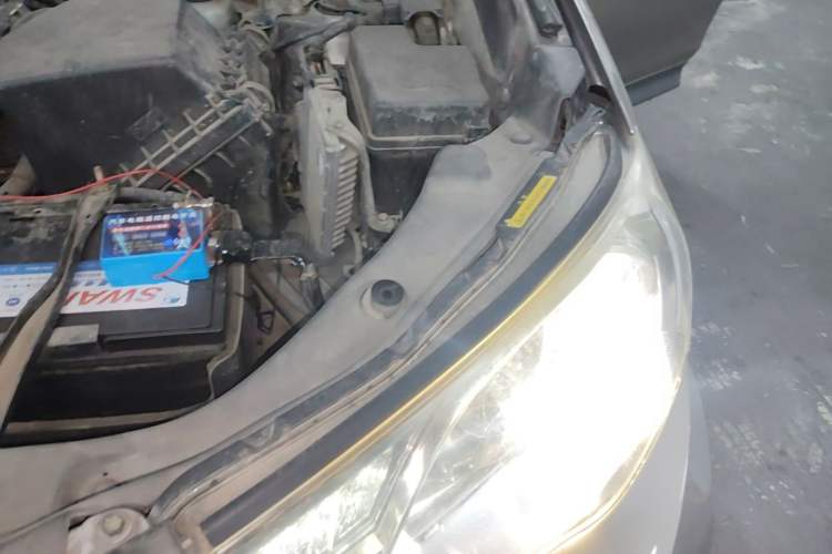 Used Toyota RAV4 2015 2.5L Automatic 4x4 Elite Edition Engine Bay Left