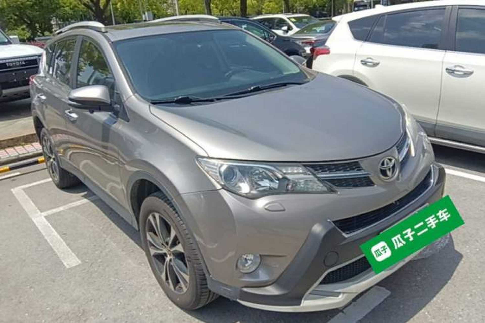 Used Toyota RAV4 2015 2.5L Automatic 4x4 Elite Edition Exterior 1