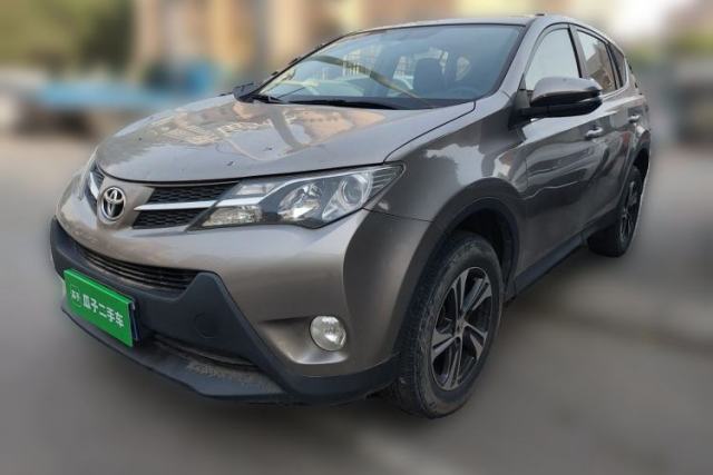 Used Toyota RAV4 2015 2.0L CVT Two-Wheel Drive Fashion Edition