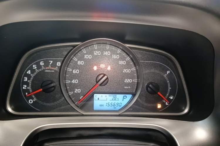 Used Toyota RAV4 2015 2.0L CVT Two-Wheel Drive Fashion Edition Instrument Cluster