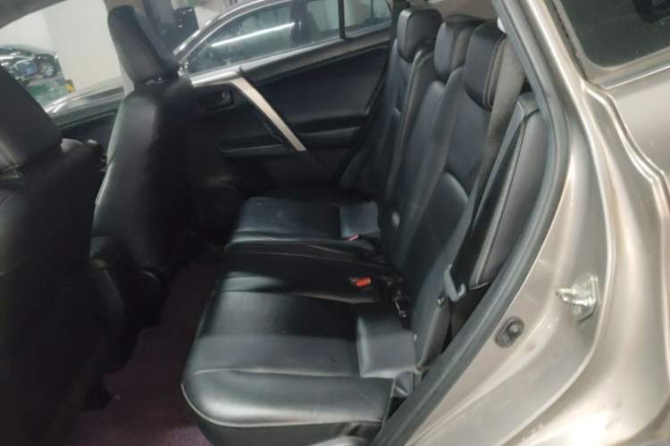 Used Toyota RAV4 2015 2.5L Automatic 4x4 Elite Edition Left Rear Seat