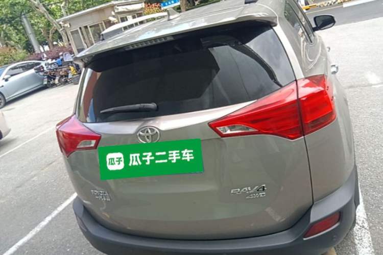 Used Toyota RAV4 2015 2.5L Automatic 4x4 Elite Edition Rear