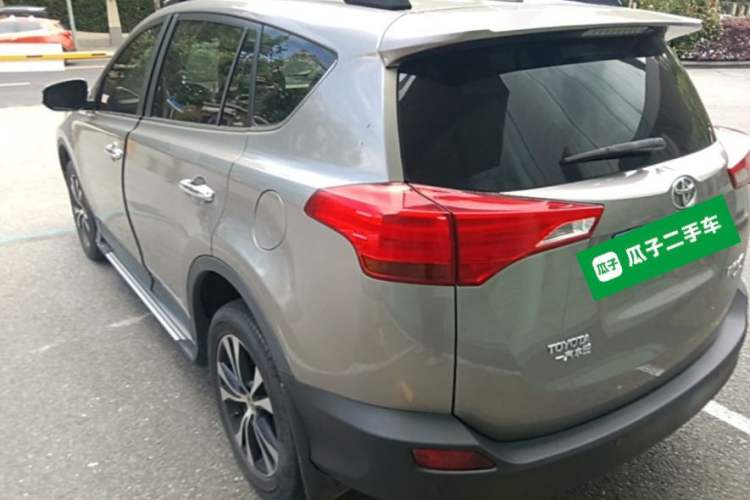 Used Toyota RAV4 2015 2.5L Automatic 4x4 Elite Edition Rear Left 45 Deg