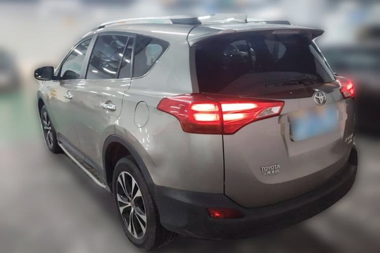 Used Toyota RAV4 2015 2.5L Automatic 4x4 Elite Edition Rear Left 45 Deg