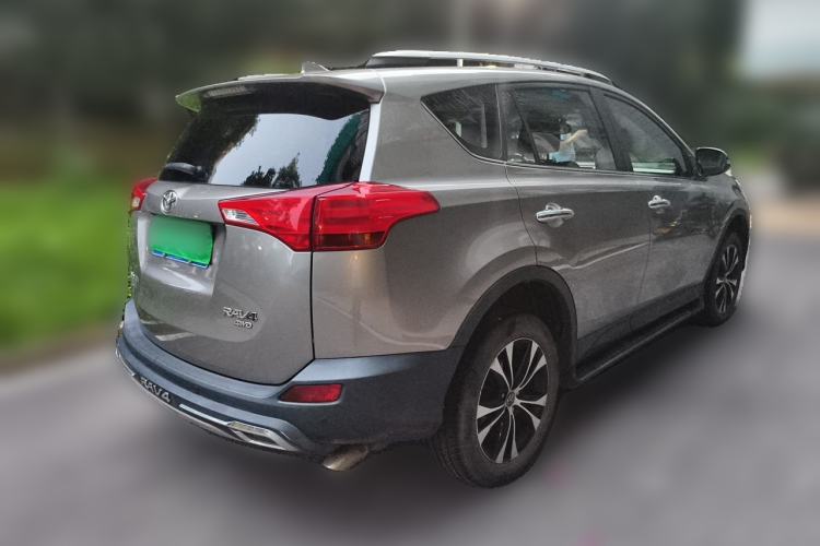 Used Toyota RAV4 2015 2.5L Automatic 4x4 Elite Edition Rear Right 45 Deg