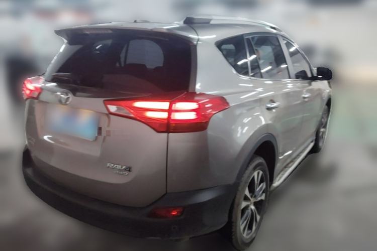 Used Toyota RAV4 2015 2.5L Automatic 4x4 Elite Edition Rear Right 45 Deg