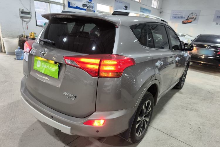 Used Toyota RAV4 2015 2.5L Automatic 4x4 Elite Edition Rear Right 45 Deg
