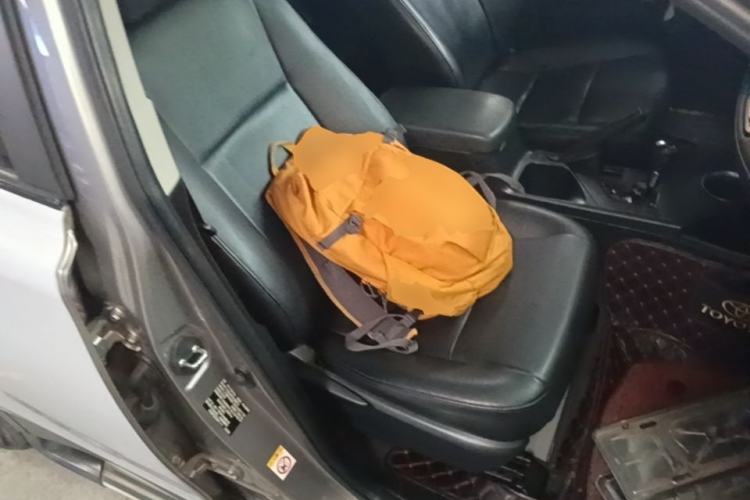 Used Toyota RAV4 2015 2.0L CVT Two-Wheel Drive Fashion Edition Right Front Seat