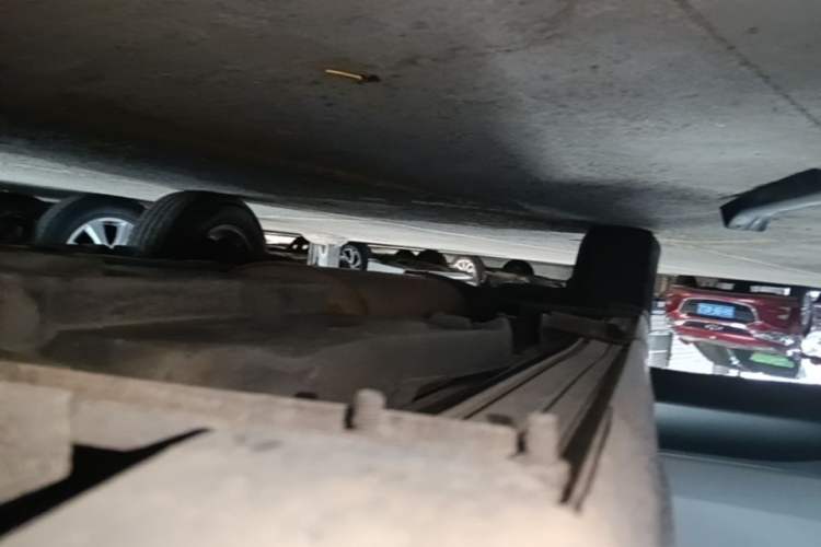 Used Toyota RAV4 2015 2.0L CVT Two-Wheel Drive Fashion Edition Right Side Sill