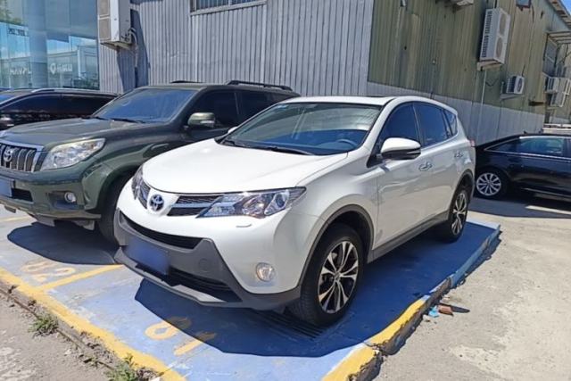 Used Toyota RAV4 2015 2.5L Automatic 4x4 Elite Edition