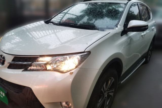 Used Toyota RAV4 2015 2.0L CVT Two-Wheel Drive Fashion Edition