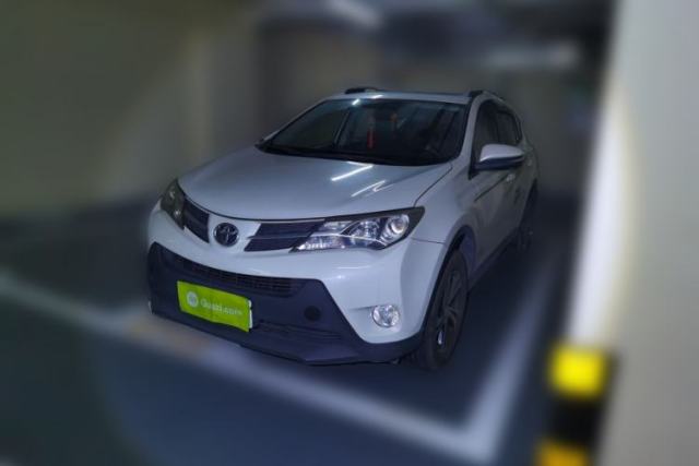 Used Toyota RAV4 2015 2.0L CVT Two-Wheel Drive Fashion Edition