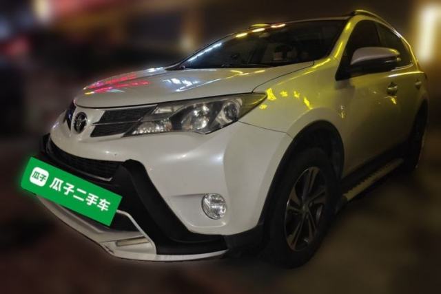 Used Toyota RAV4 2015 2.0L CVT Two-Wheel Drive Fashion Edition