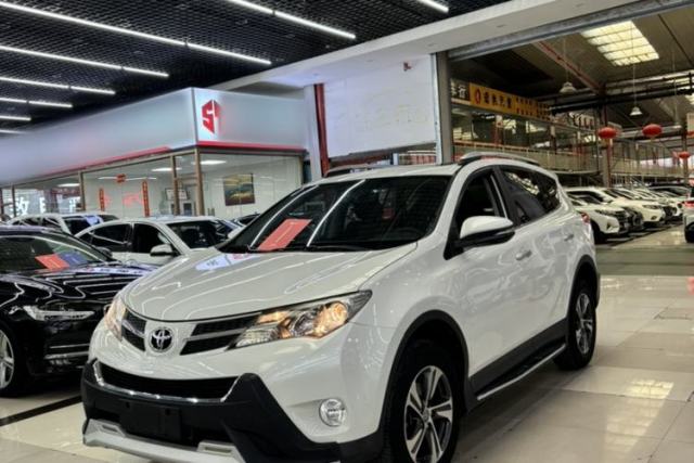 Used Toyota RAV4 2015 2.0L CVT Four-Wheel Drive New Edition