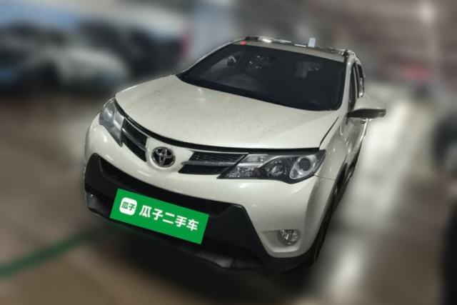 Used Toyota RAV4 2015 2.0L CVT Four-Wheel Drive New Edition