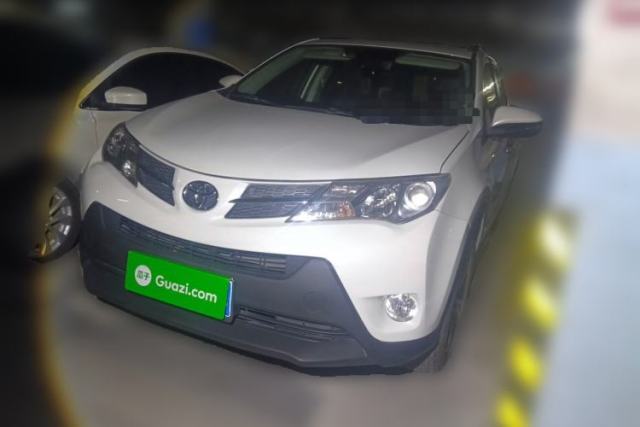Used Toyota RAV4 2015 2.0L CVT Four-Wheel Drive New Edition