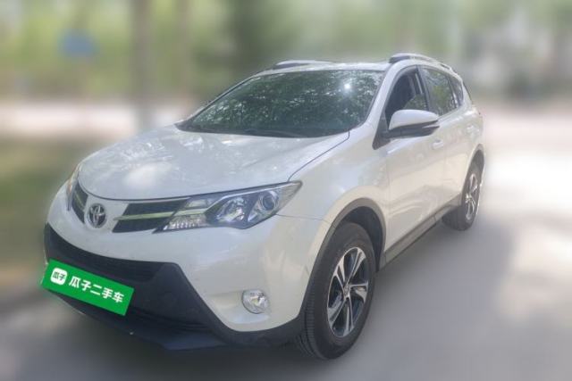 Used Toyota RAV4 2015 2.0L CVT Two-Wheel Drive Fashion Edition