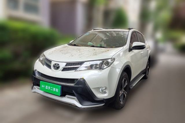 Used Toyota RAV4 2015 2.0L CVT Two-Wheel Drive Fashion Edition
