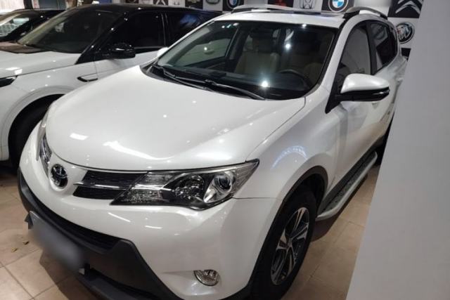 Used Toyota RAV4 2015 2.0L CVT Two-Wheel Drive Fashion Edition