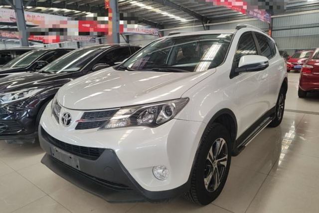 Used Toyota RAV4 2015 2.0L CVT Two-Wheel Drive Fashion Edition