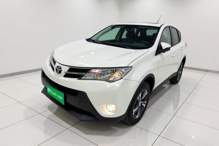 Używany Toyota RAV4 2015 2.0L CVT Two-Wheel Drive Fashion Edition Guazi used car, China used car export, Used car for sale, Used  cars, Cheapest cars for sale