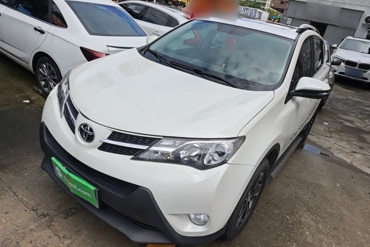 Used Toyota RAV4 2015 2.0L CVT Two-Wheel Drive Fashion Edition Guazi used car, China used car export, Used car for sale, Used  cars, Cheapest cars for sale