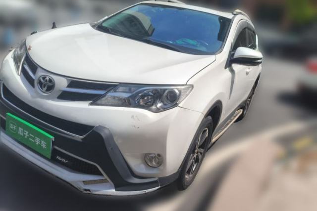 Used Toyota RAV4 2015 2.0L CVT Two-Wheel Drive Fashion Edition