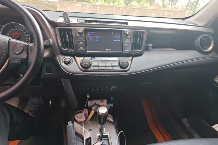 Used Toyota RAV4 2015 2.0L CVT Four-Wheel Drive New Edition Audio And AC Panel