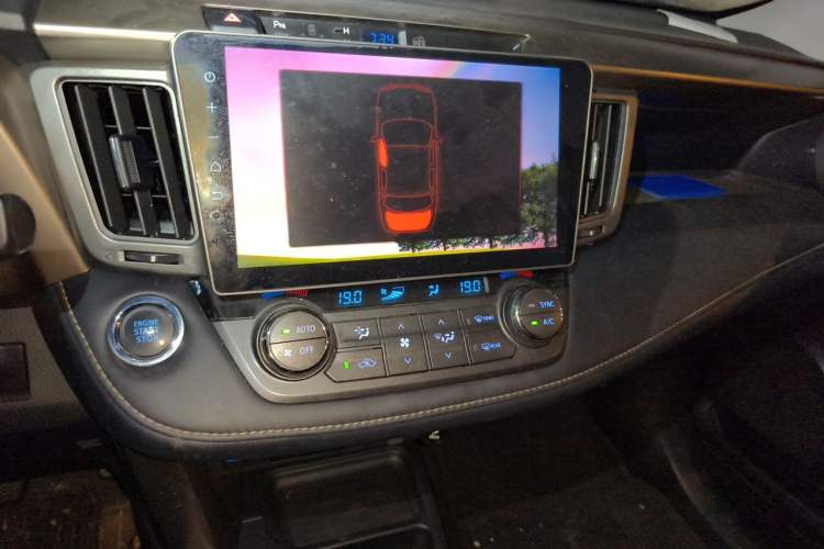 Used Toyota RAV4 2015 2.0L CVT Four-Wheel Drive New Edition Audio And AC Panel
