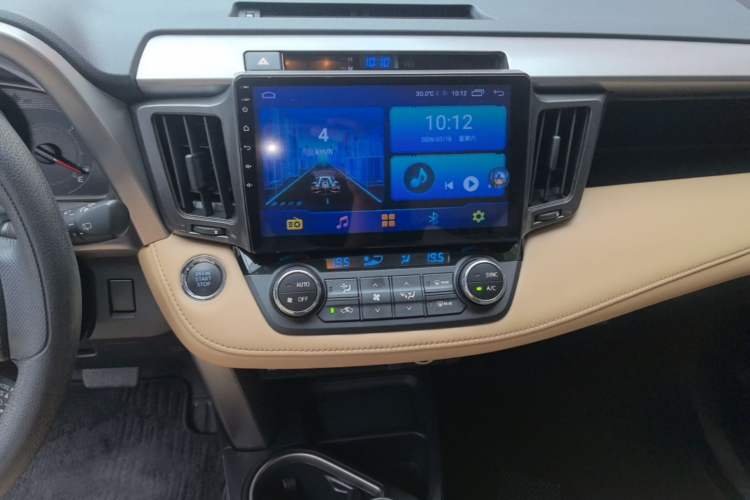Used Toyota RAV4 2015 2.0L CVT Two-Wheel Drive Fashion Edition Audio And AC Panel