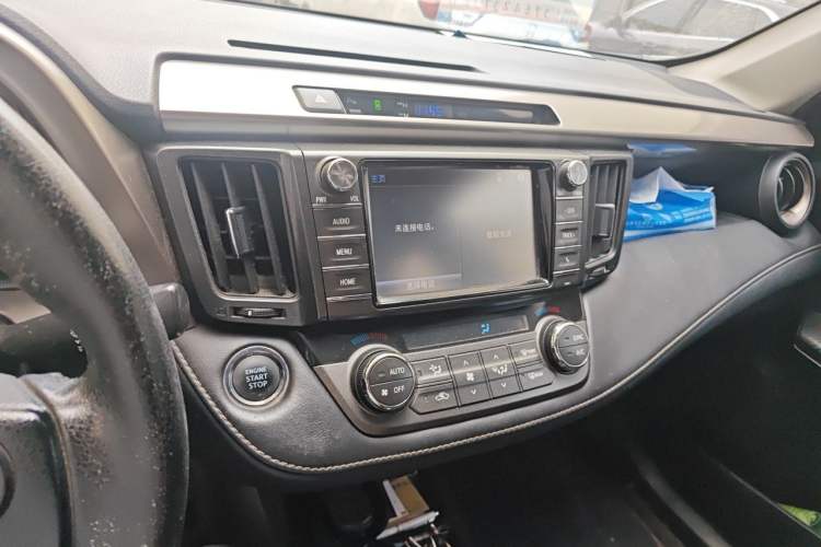 Used Toyota RAV4 2015 2.0L CVT Four-Wheel Drive New Edition Audio And AC Panel