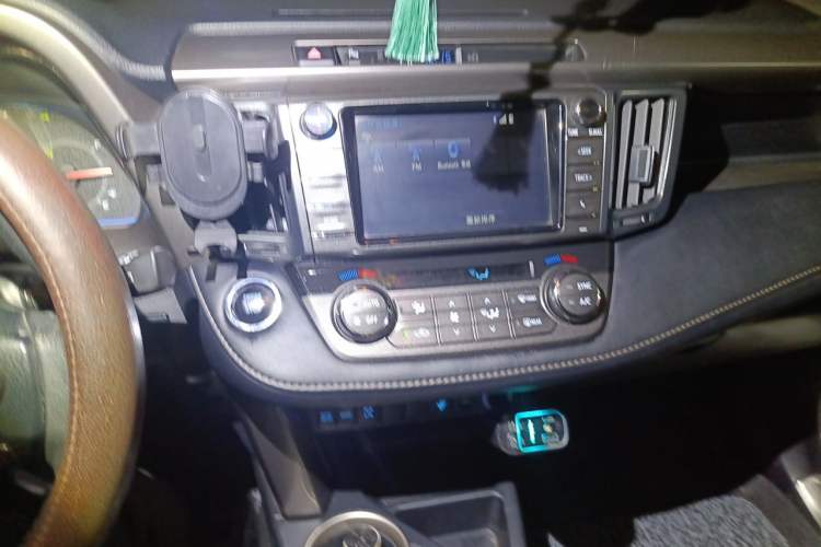Used Toyota RAV4 2015 2.0L CVT Four-Wheel Drive New Edition Audio And AC Panel