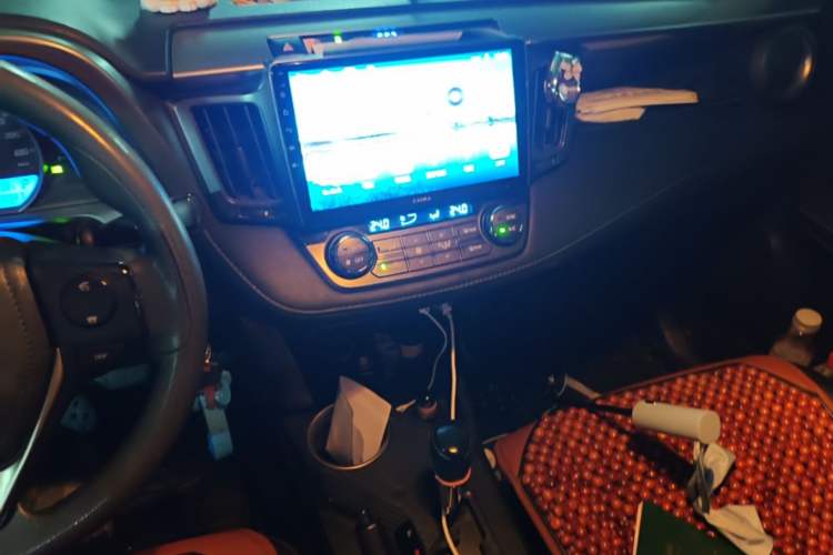 Used Toyota RAV4 2015 2.0L CVT Two-Wheel Drive Fashion Edition Audio And AC Panel
