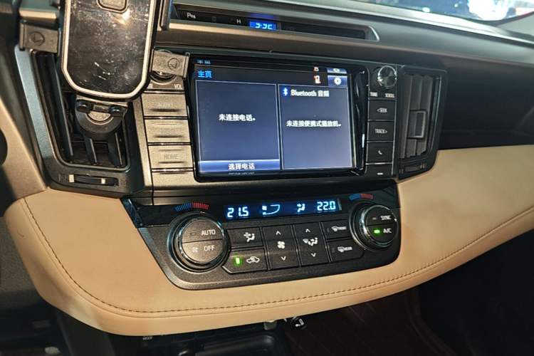 Used Toyota RAV4 2015 2.0L CVT Two-Wheel Drive Fashion Edition Audio And AC Panel